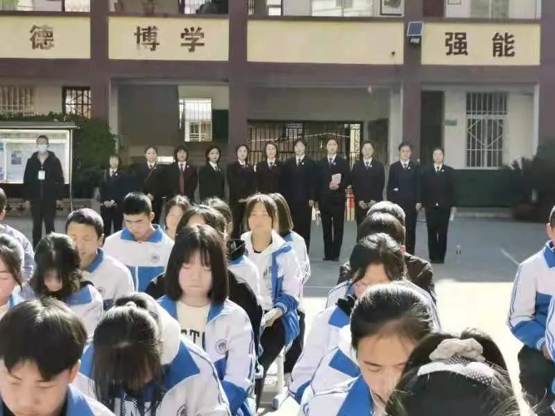 文县人民检察院 开展“三八”妇女节法治进校园宣讲活动